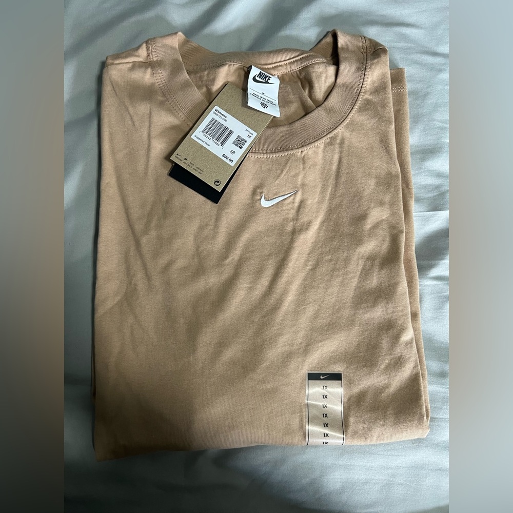 Plus Size Nike Sportswear Essential Oversized Tee